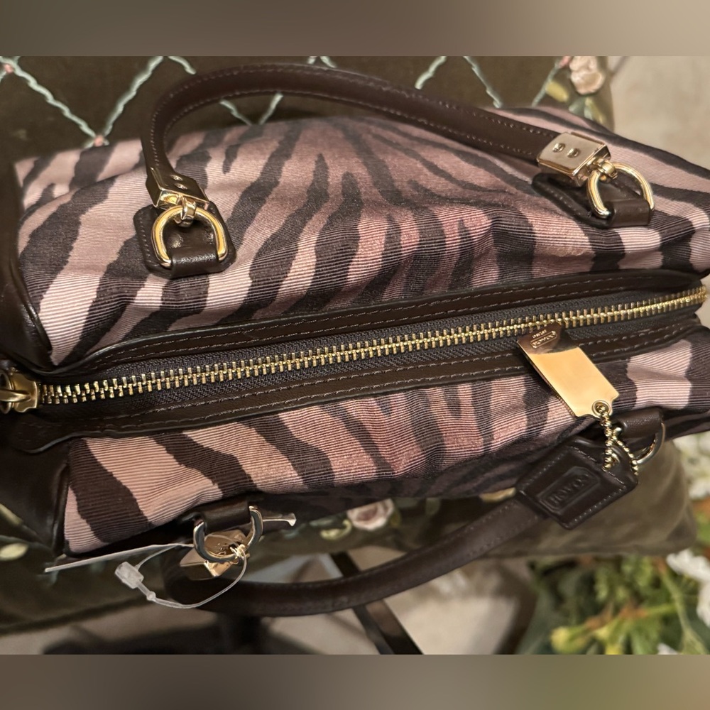 Coach Madison Zebra Print Mini Satchel Bag  Crossbody strap include - Picture 7 of 15